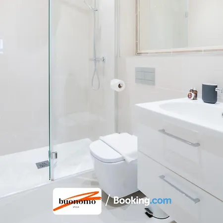 Two Bedroom Apartment At Buonomo Stays Short Lets & Serviced Accommodation Close To Wimbledon Tennis Courts London Exterior photo