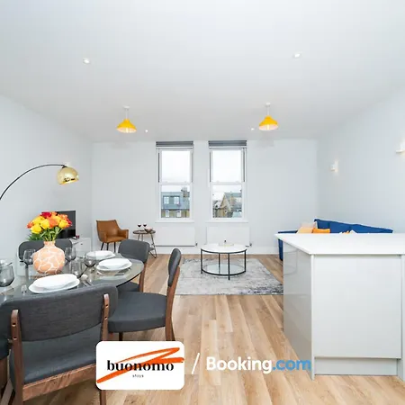 Two Bedroom Apartment At Buonomo Stays Short Lets & Serviced Accommodation Close To Wimbledon Tennis Courts London Exterior photo